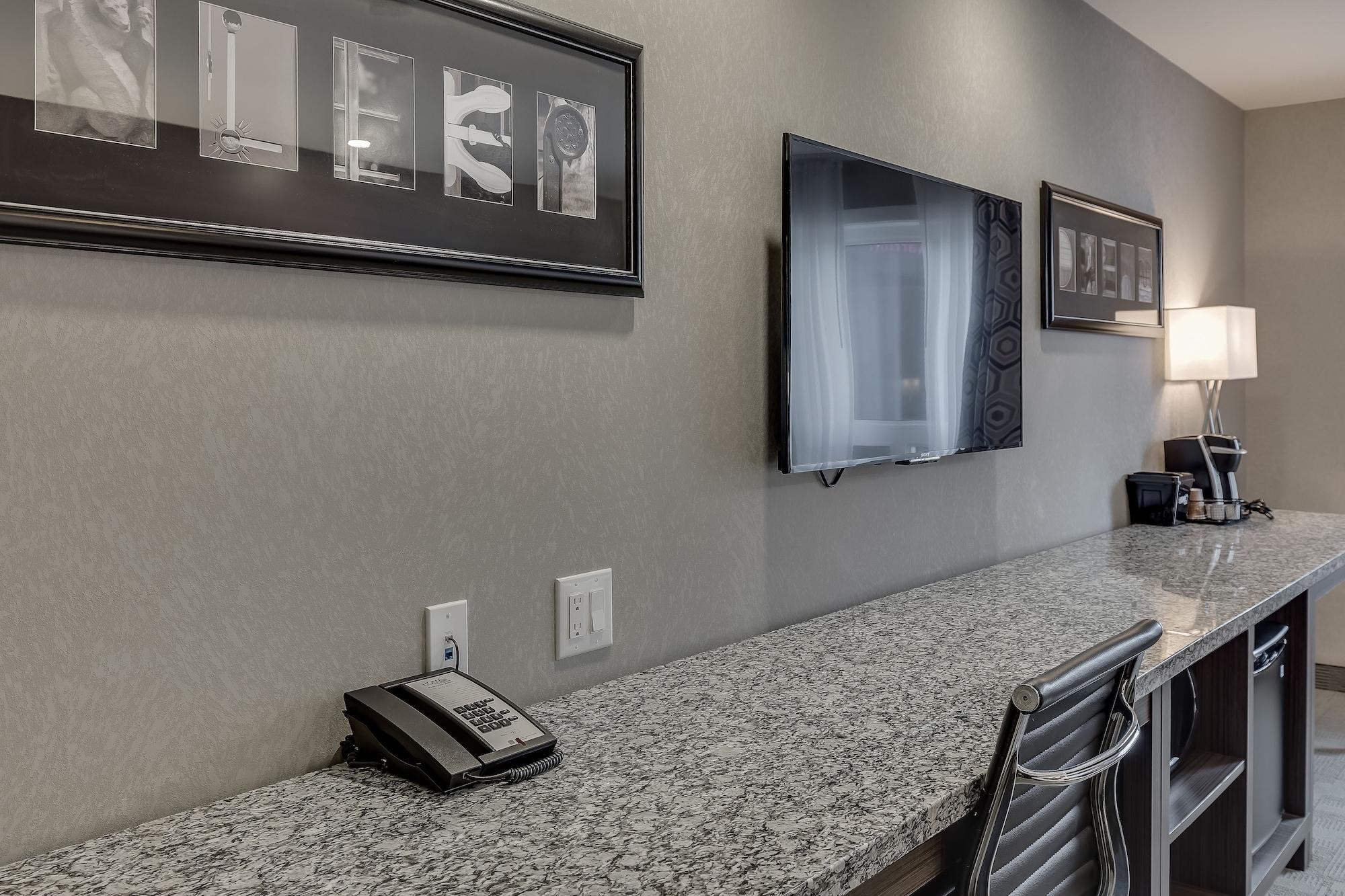 Home Inn & Suites Saskatoon South Luaran gambar